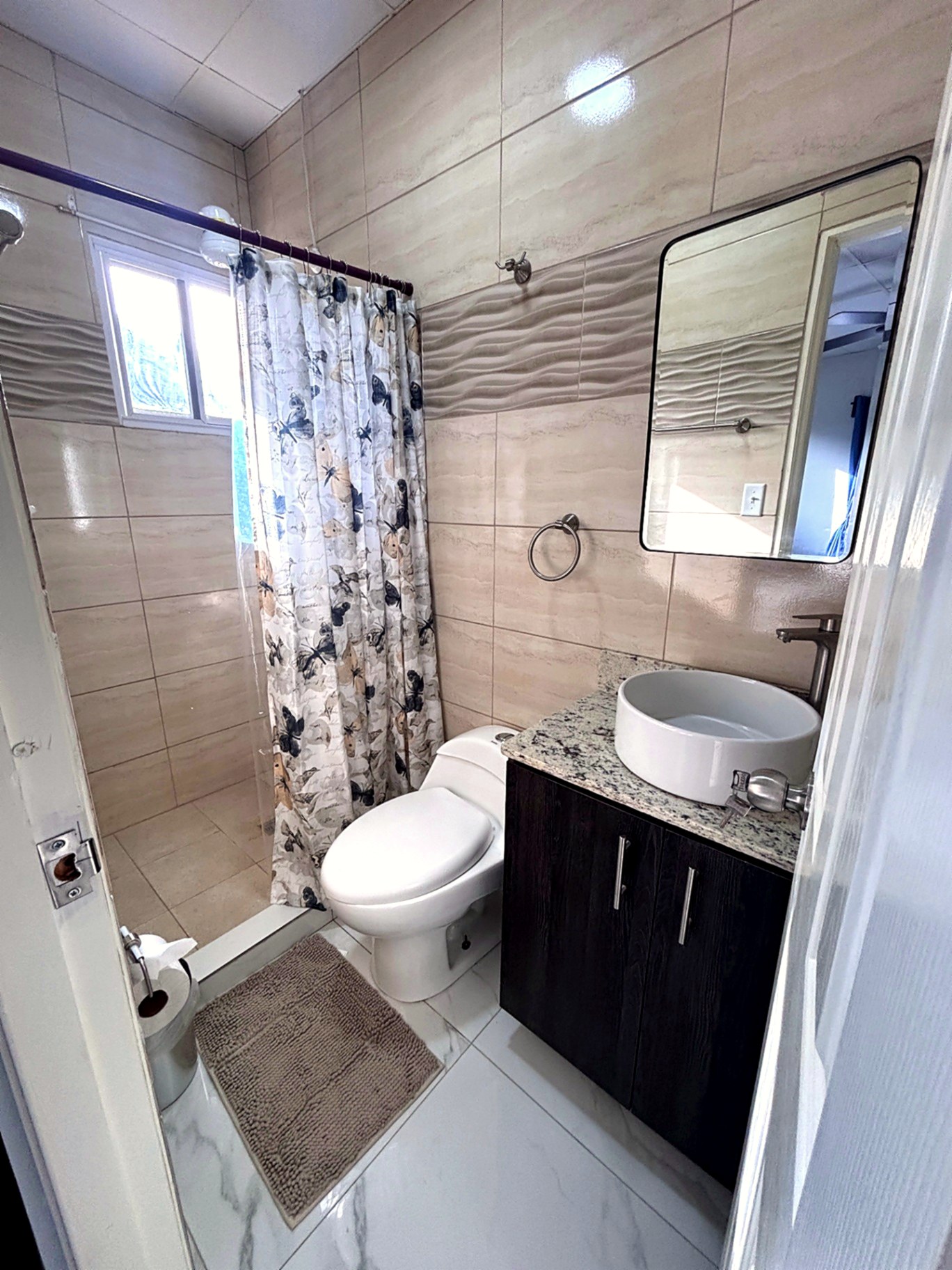 Panama house bathroom